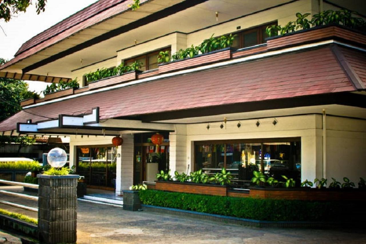 Hotel Jelita Parahyangan Bandung Buitenkant foto